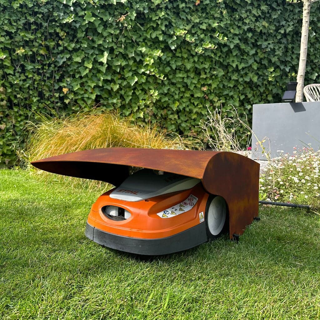 Robotgrasmaaier-garage Cortenstaal