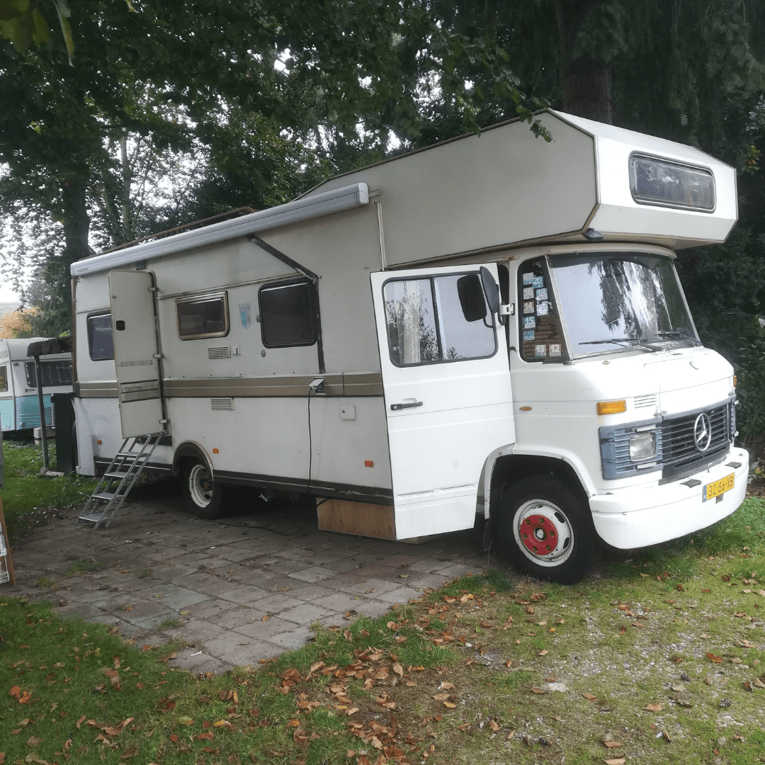 Camperwand vervangen met wit alupanel