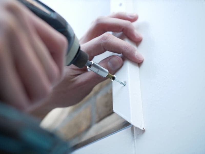 Glaslatten bevestigen