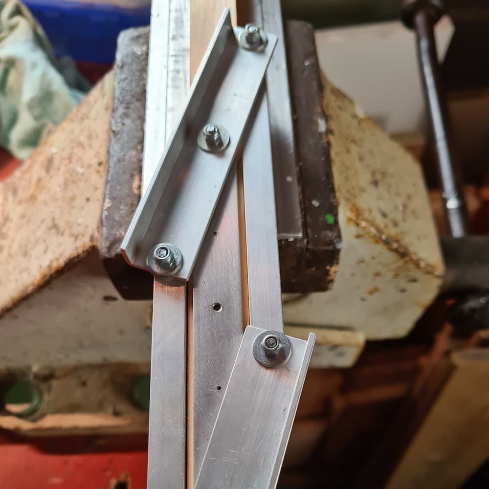 Jig voor bovenfrees met kunststof