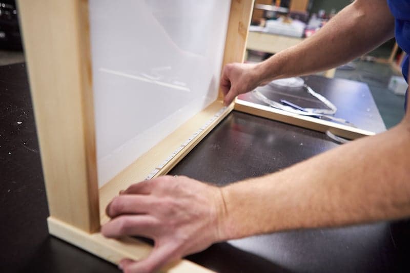 Lichttafel maken ledstrips bevestigen