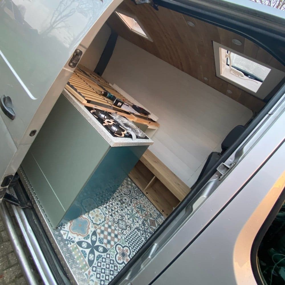 Mooie camper tafel03