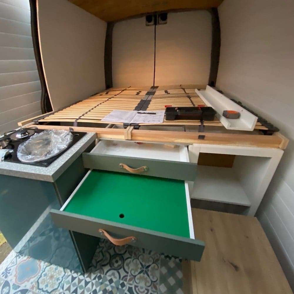 Mooie camper tafel06