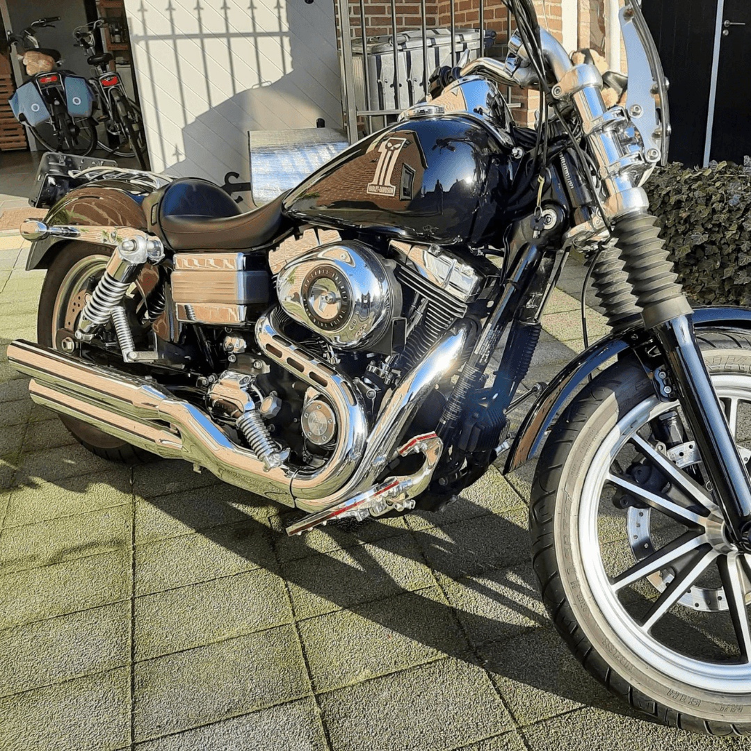 Motor pimpen met rood plexiglas