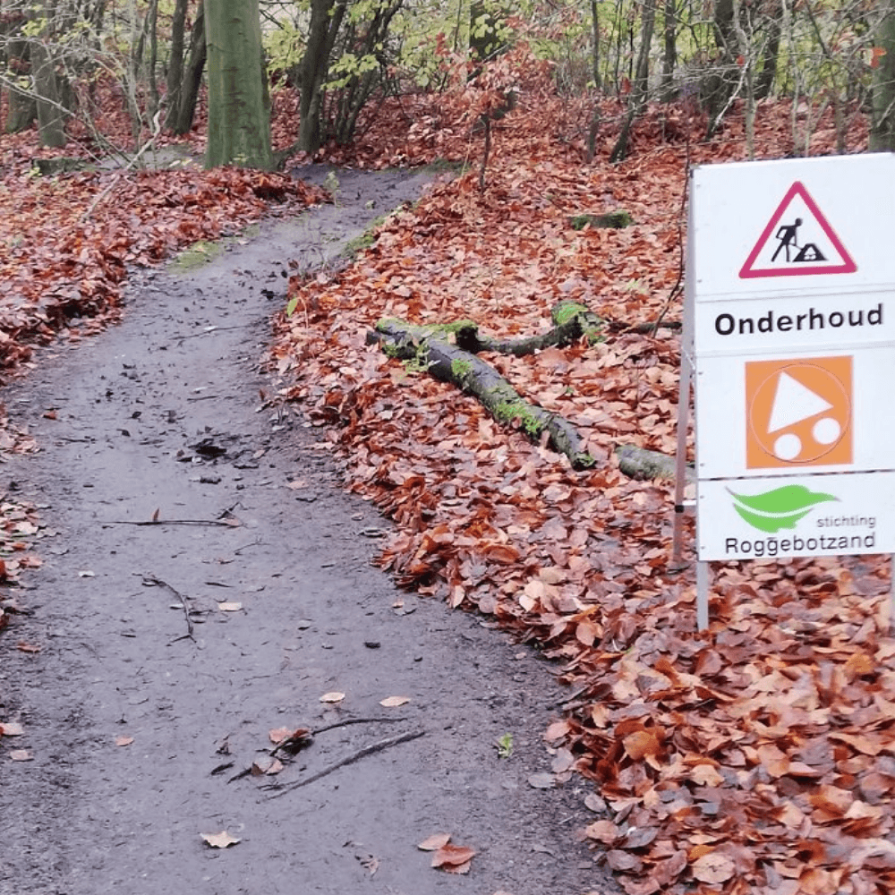 Waarschuwingsborden voor mountainbike stichtingen