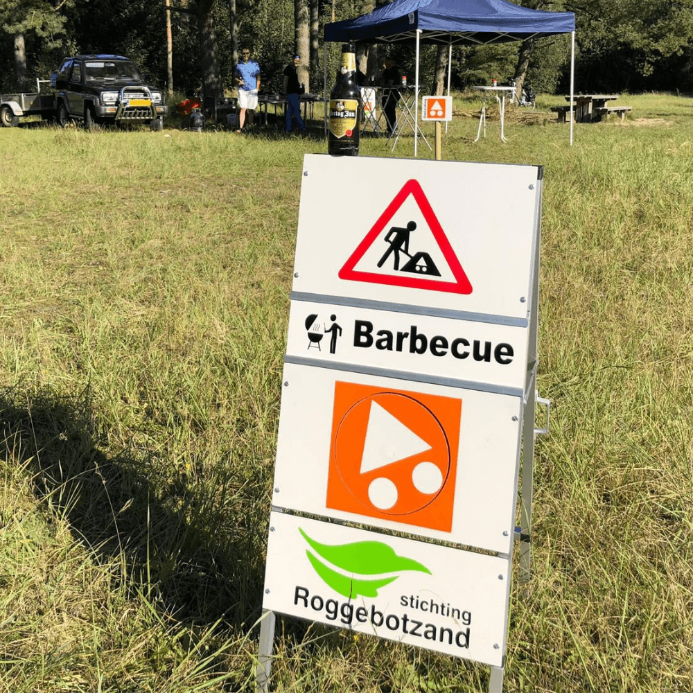Waarschuwingsborden voor mountainbike stichtingen
