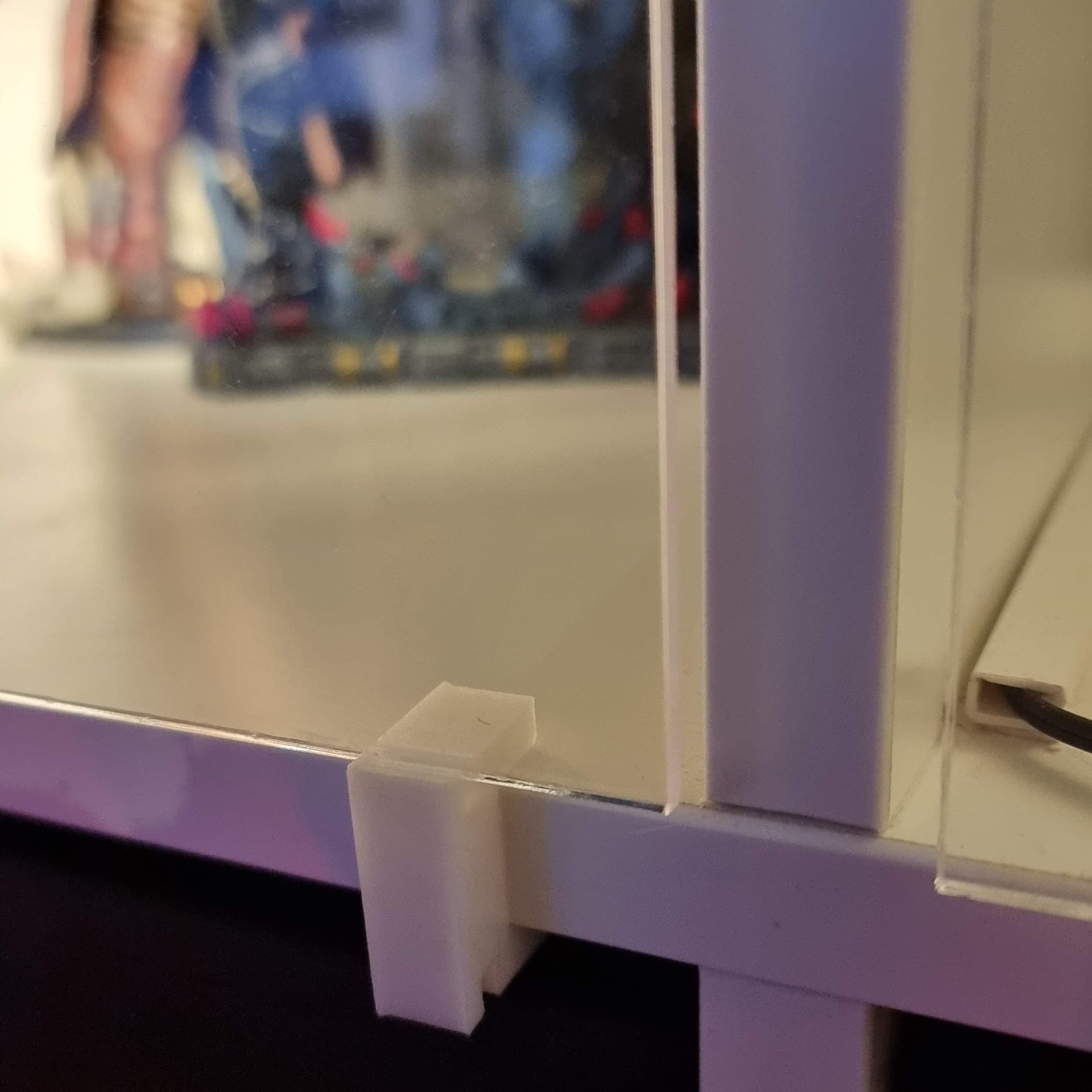 Plexiglas barrières voor IKEA Kallax kast 1.6