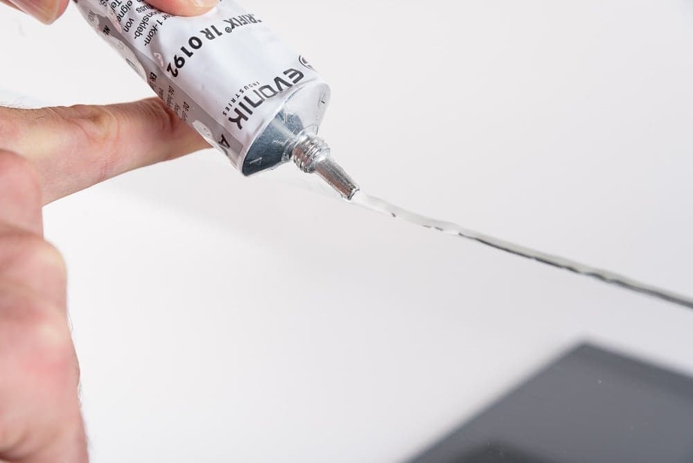 Polycarbonaat lijmen acrifix aanbrengen