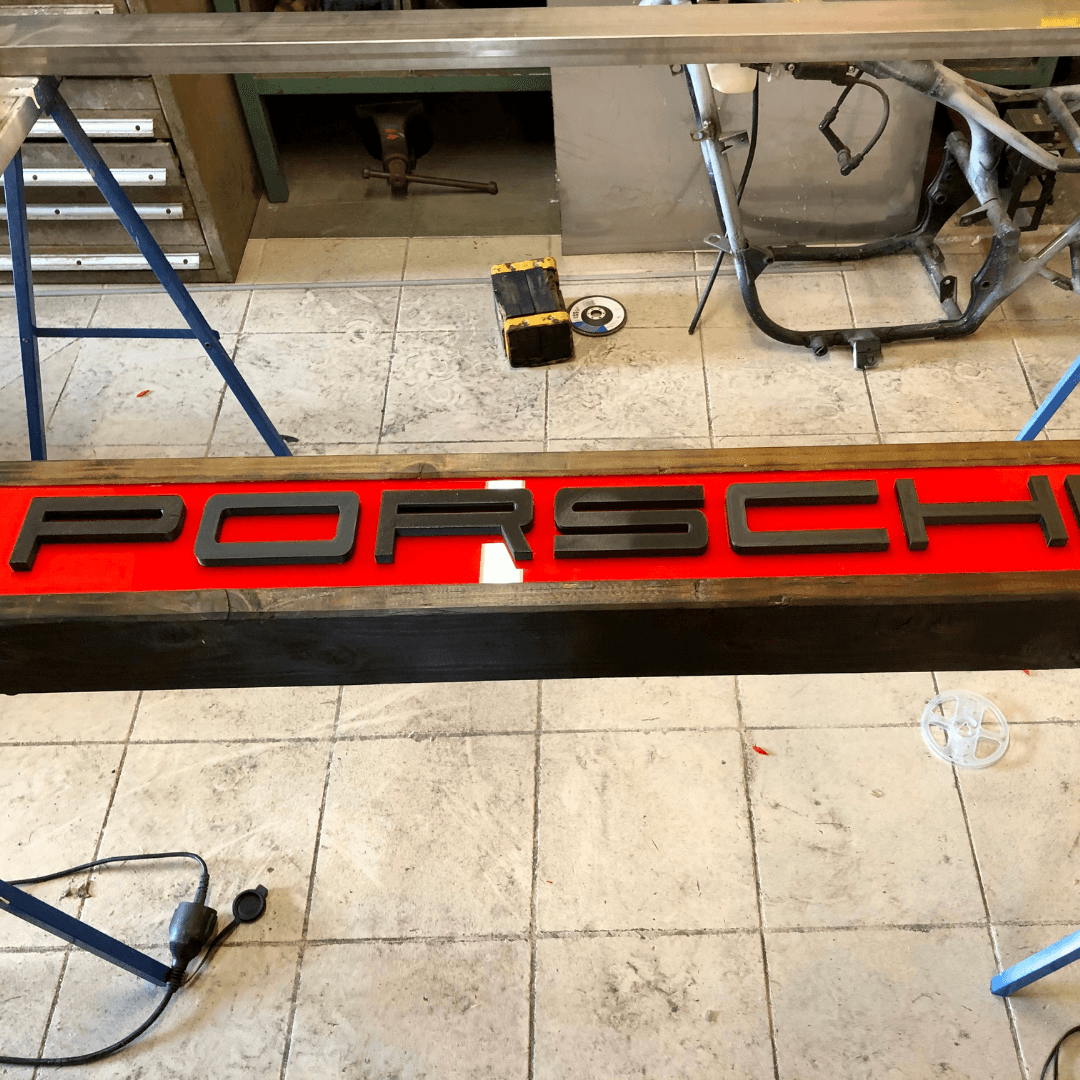 Porsche lichtbak
