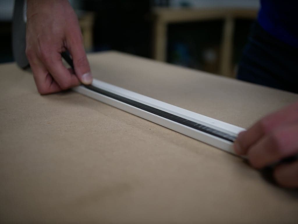 Raam vervangen glasband op glaslat plakken