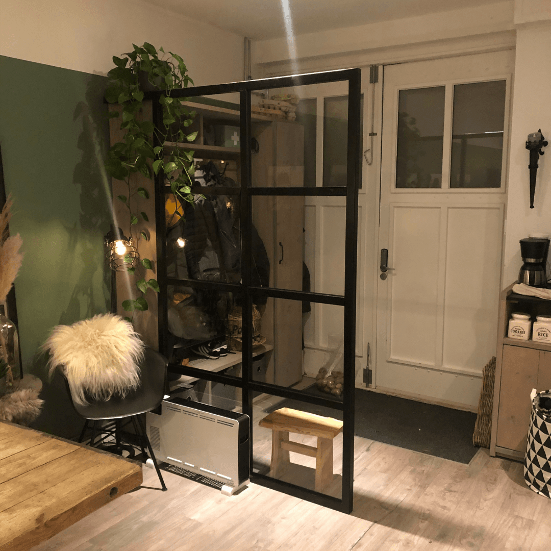 Roomdivider plexiglas
