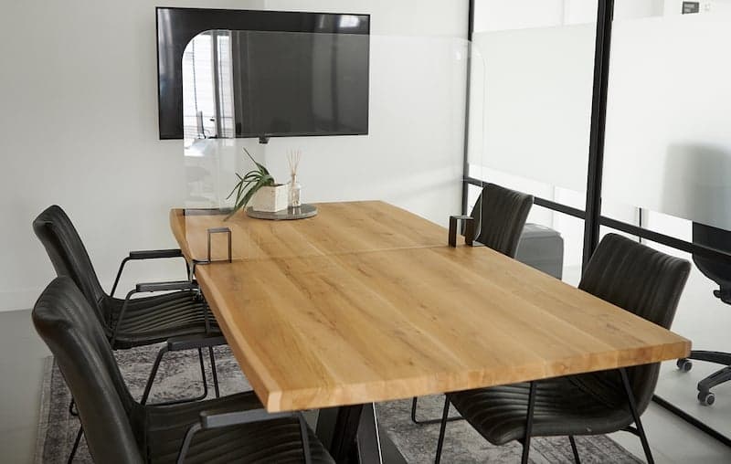 Scherm voor over tafel