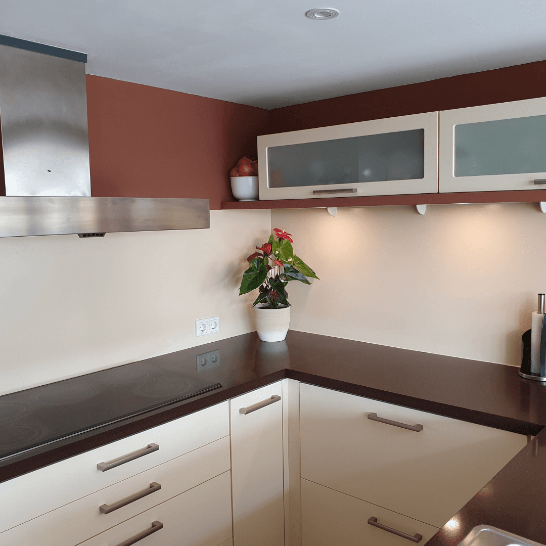 Spatwand keuken van alupanel