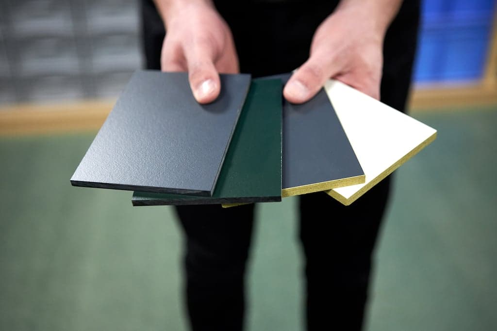 Trespa of Rockpanel gevelbekleding