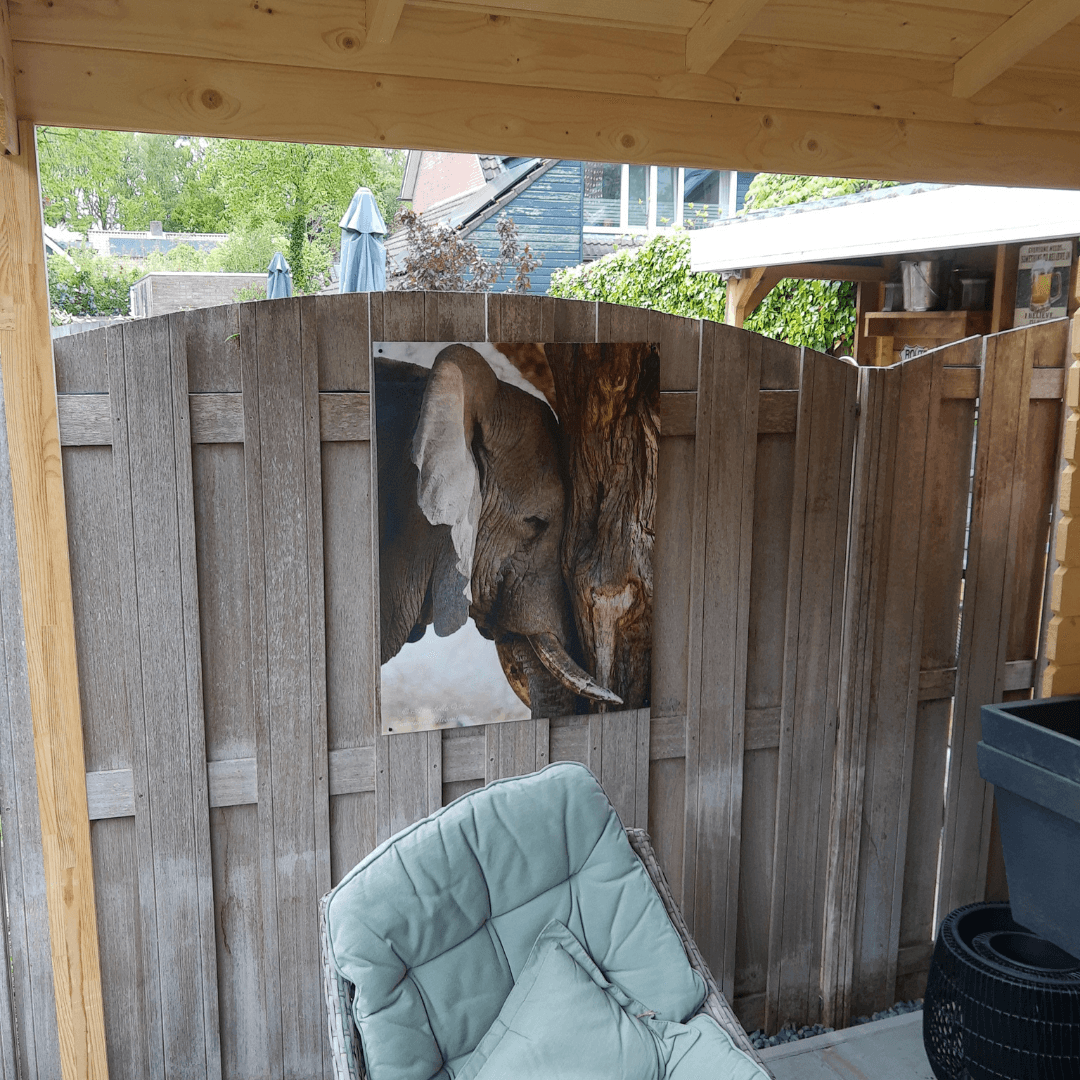 Tuinposter ophangen