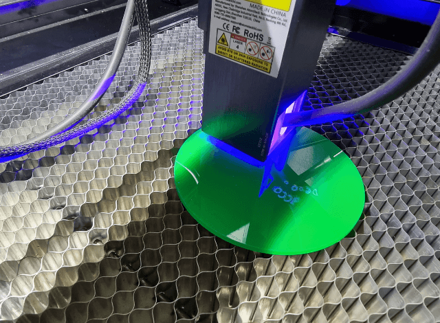 Gegraveerde stamboom in een acrylglasplaat
