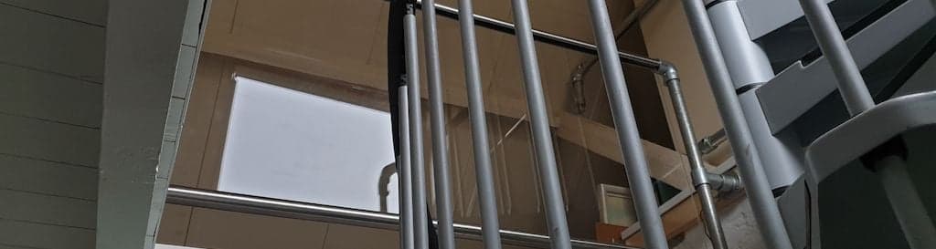 Trapgat plexiglas balustrade banner