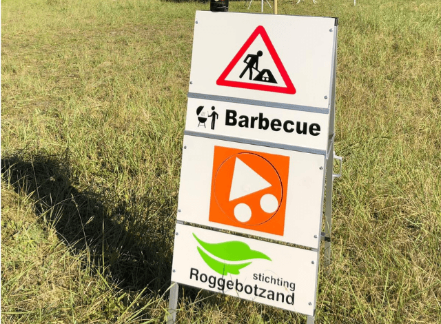 Waarschuwingsborden voor mountainbike stichtingen
