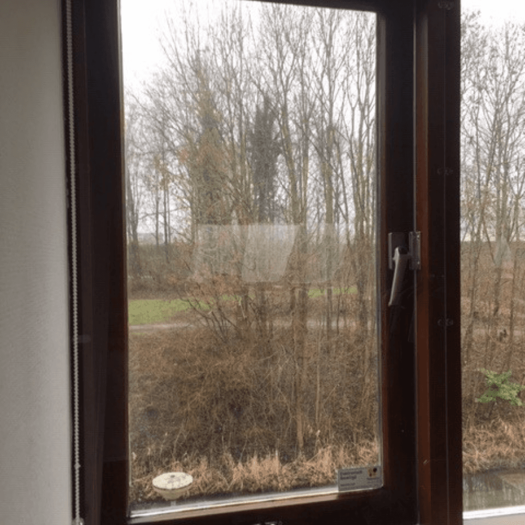 Voorzetraam plexiglas voorkant links
