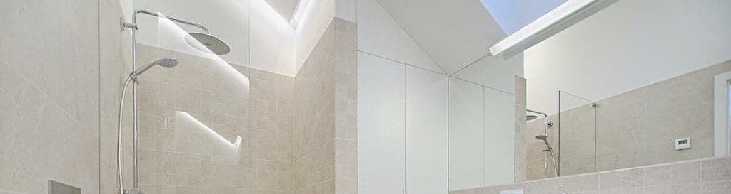 douchewand plexiglas banner