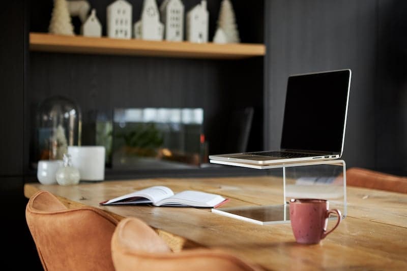 woondecoratie ideeën laptopstandaard maken