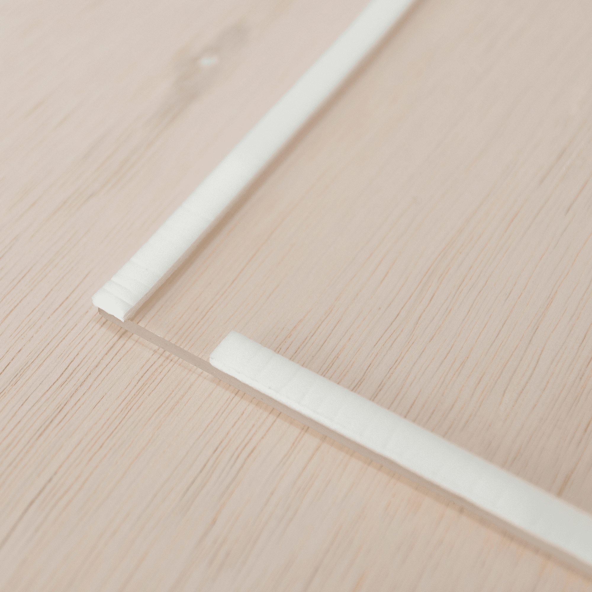Isolatieband op voorzetraam met ventilatie