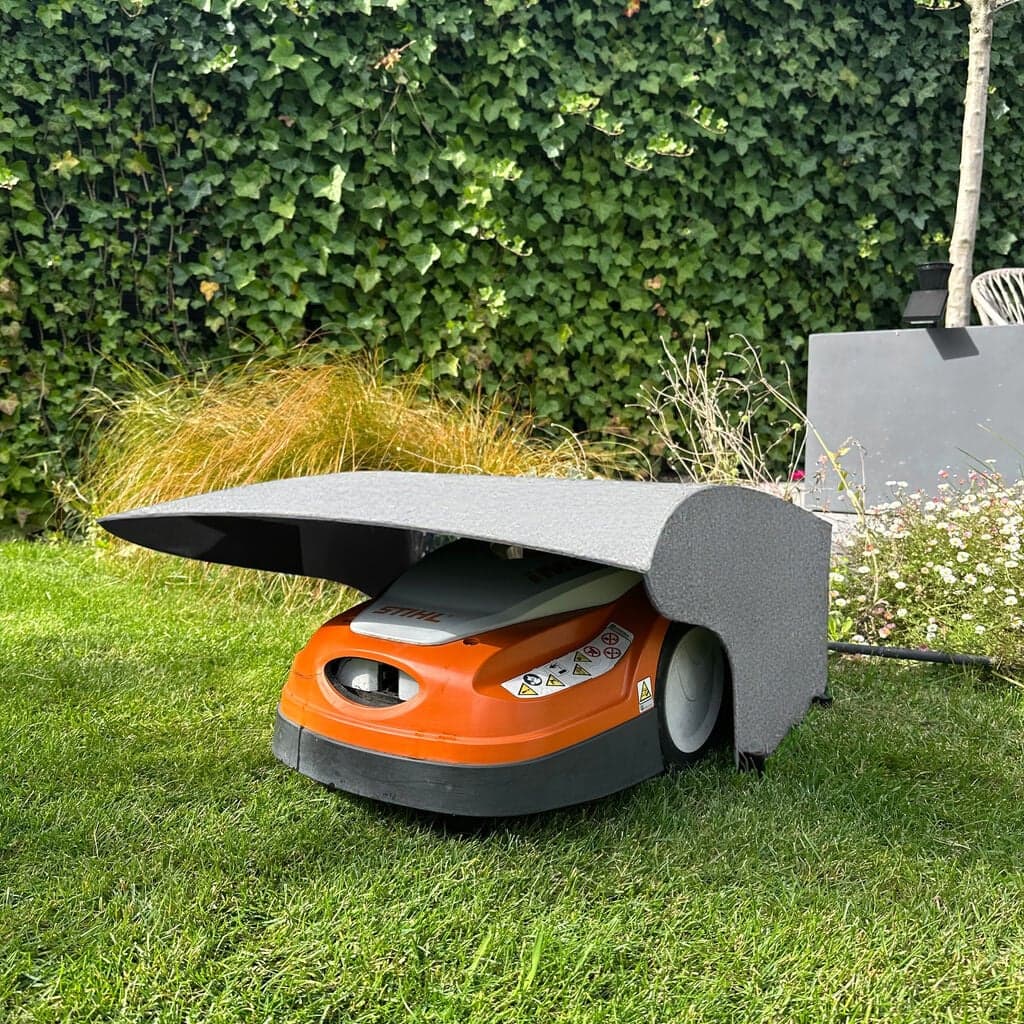 Robotgrasmaaier-garage Betonlook lichtgrijs