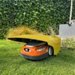 Robotgrasmaaier-garage Geel